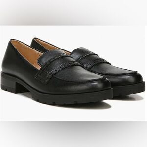 Lifestride London Black Faux Leather Loafers size 9W Wide Width Women Shoes